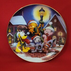 Danbury Mint Sounds of Christmas Jim Davis Garfields Christmas Decorative Plate